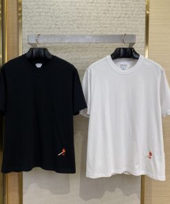 BV葆蝶火柴刺绣短袖T恤正确