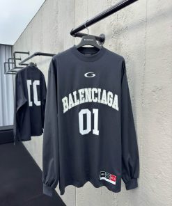 Balenciaga 字母刺绣01篮球长袖