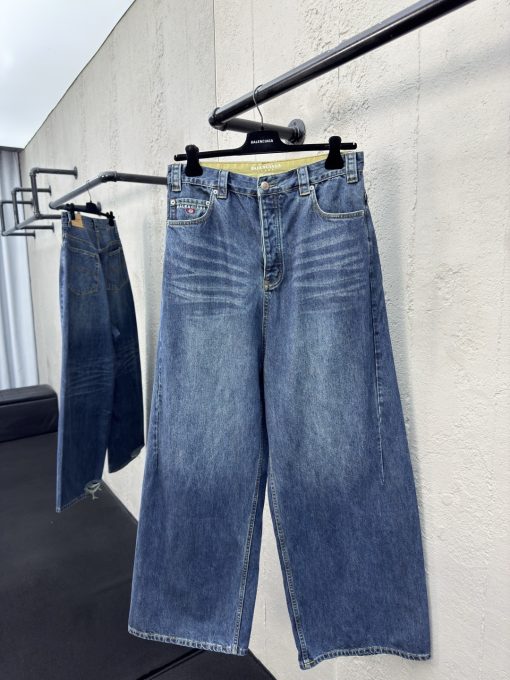 BalenciagaUnitySport刺绣牛仔