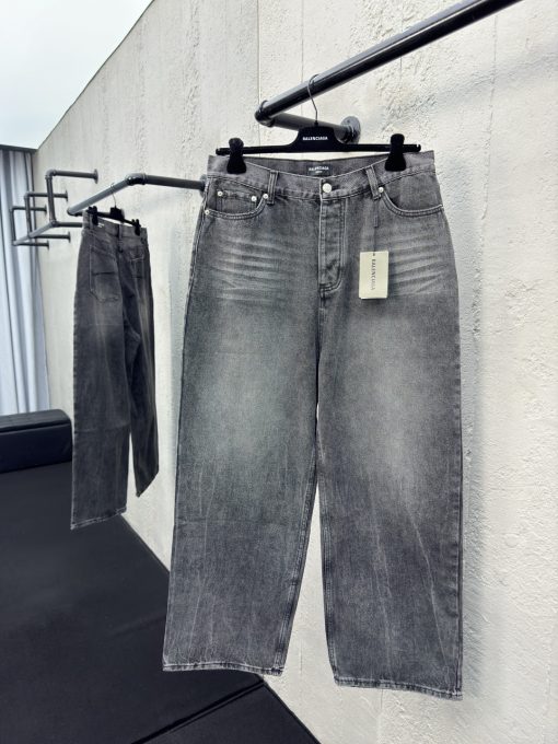 Balenciaga重工条纹水洗牛仔裤