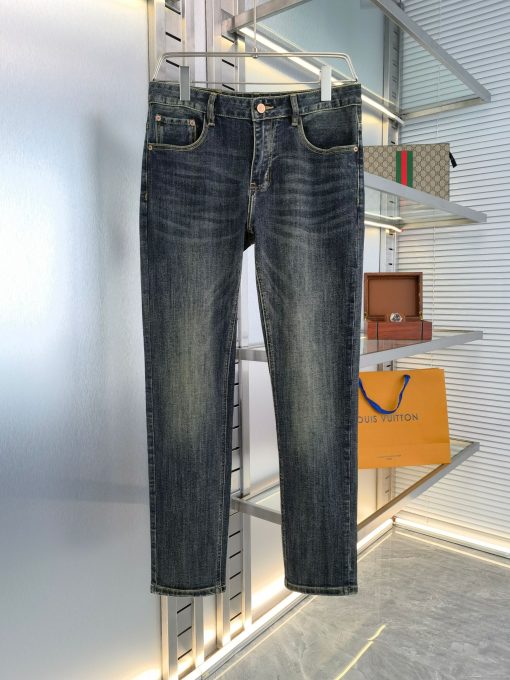 Burberry巴宝莉2025ss春夏时