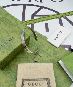 Gucci 双G手镯 银色 细节实拍