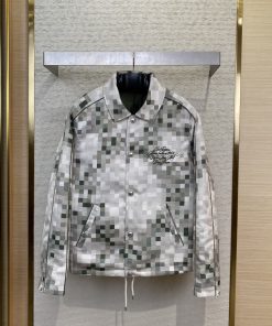 LV路易威登蛇年迷彩限定夹克外套