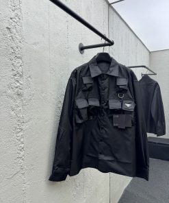 Prada24SS工装尼龙外套工艺
