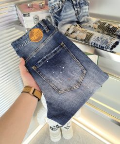 主推Dsquared2第二次方商标_3942