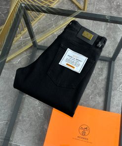 支持年后退换杰尼亚秋冬
