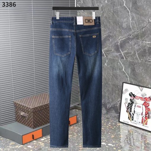 新款小脚牛仔裤款号3386 - 图片 3
