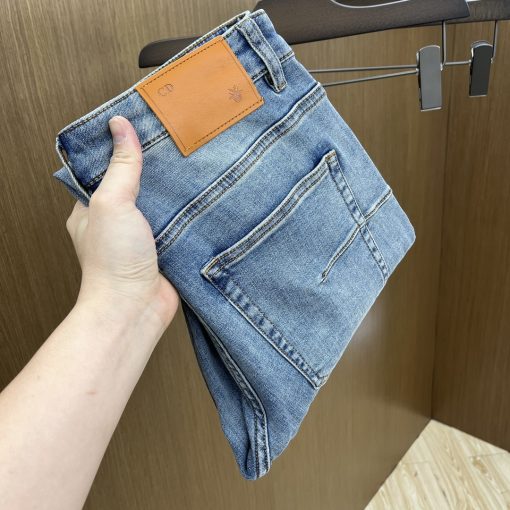 新款春夏新款男士休闲牛仔裤_8500