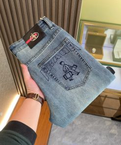 普拉达新款来袭新春爆款新_16358