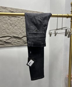 普拉达高端定制2025早春最新_8490