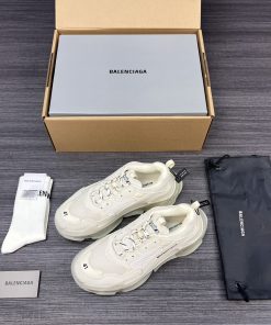 纯原版本BalenciagaTriple_3032