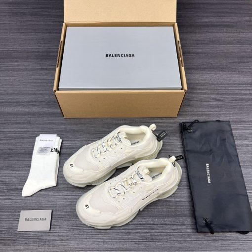 纯原版本BalenciagaTriple_3032