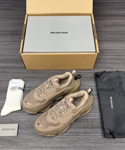 纯原版本BalenciagaTriple_3040