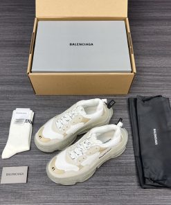 纯原版本BalenciagaTriple_3051