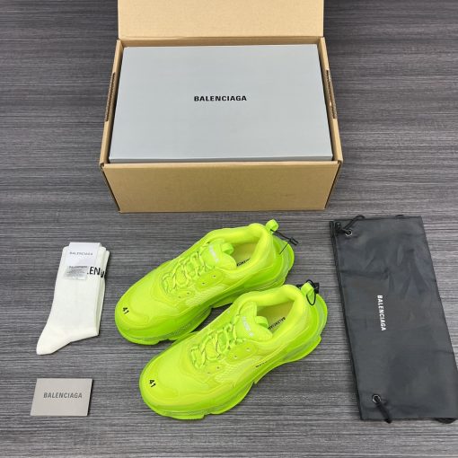 纯原版本BalenciagaTriple_3084