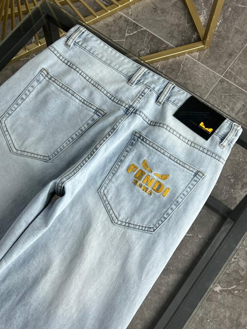 芬迪新款来袭新春爆款新品_9701 - 图片 5