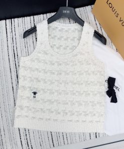 顶级版本秋冬新款U领小蜜蜂针